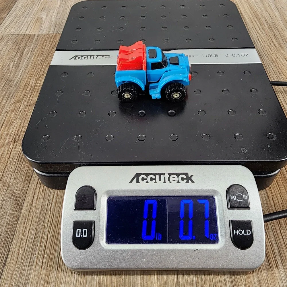 Vintage 1983 Tomy Japan Transforming Robot Pickup Truck Figure Blue Red 2.5
